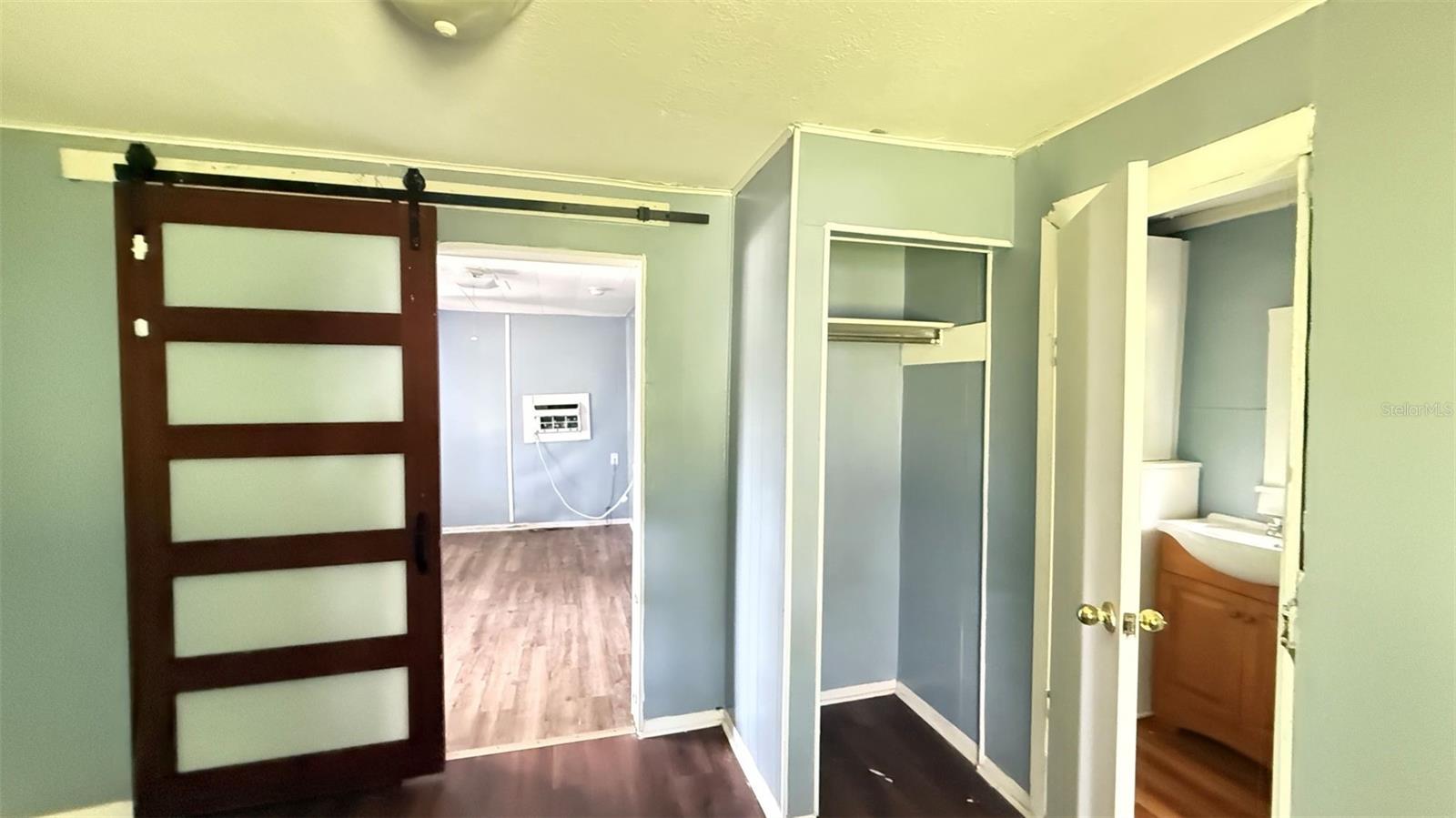 Image 24 of 35 For 4233 Gall Boulevard