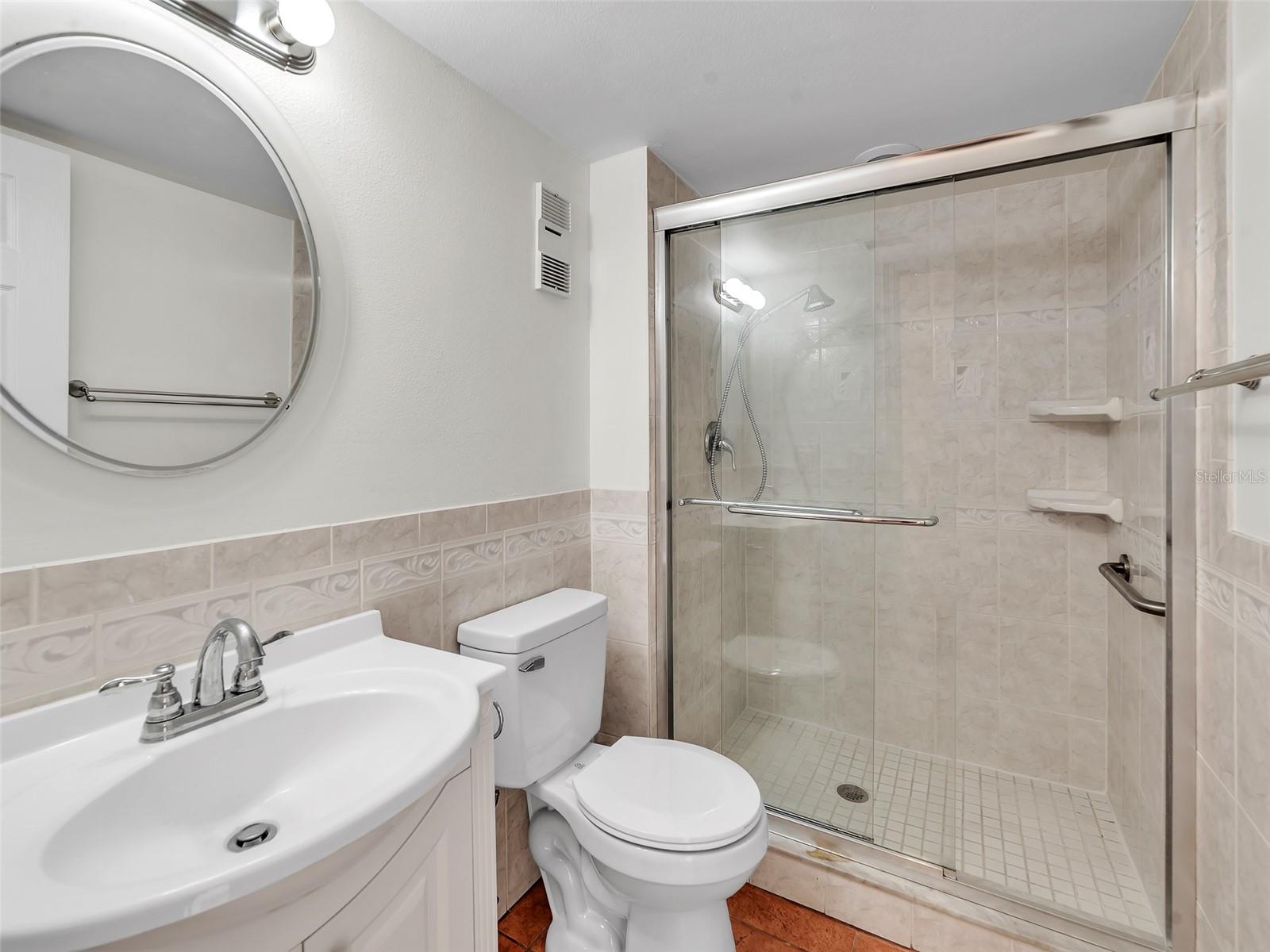 Image 16 of 22 For 4507 Oak Drive P51