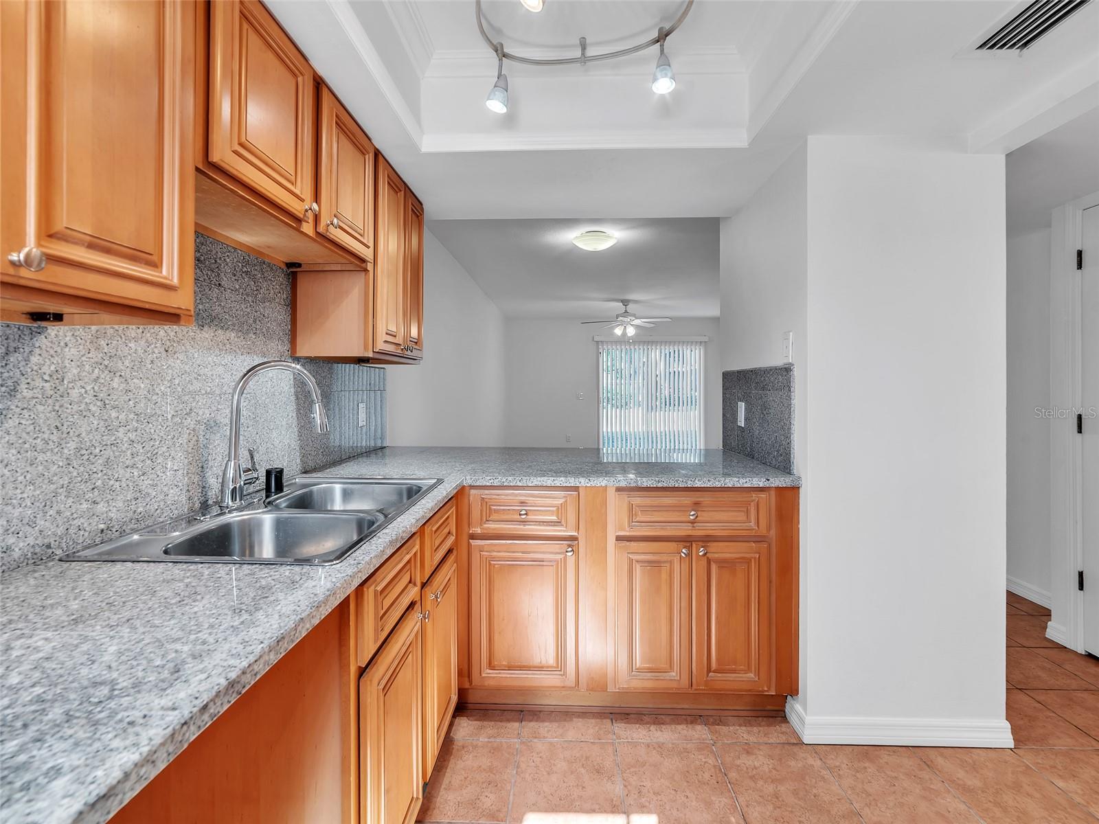 Image 6 of 22 For 4507 Oak Drive P51