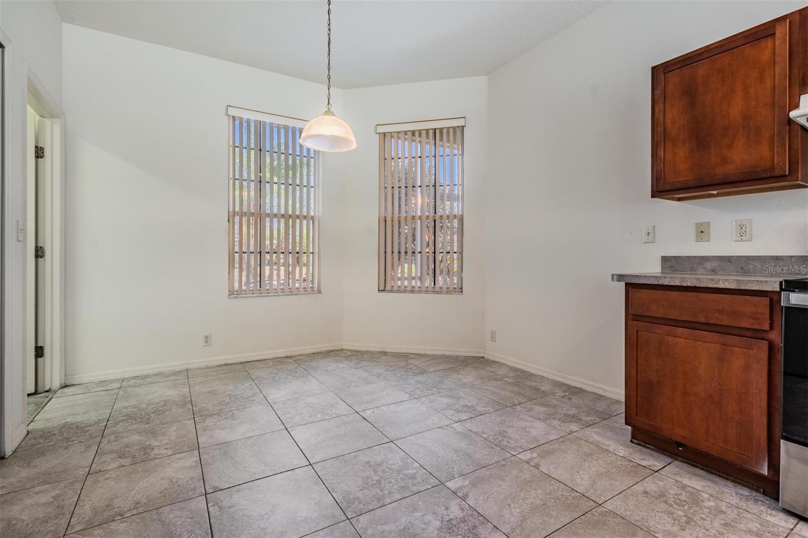 Image 14 of 43 For 3413 Waterlute Way