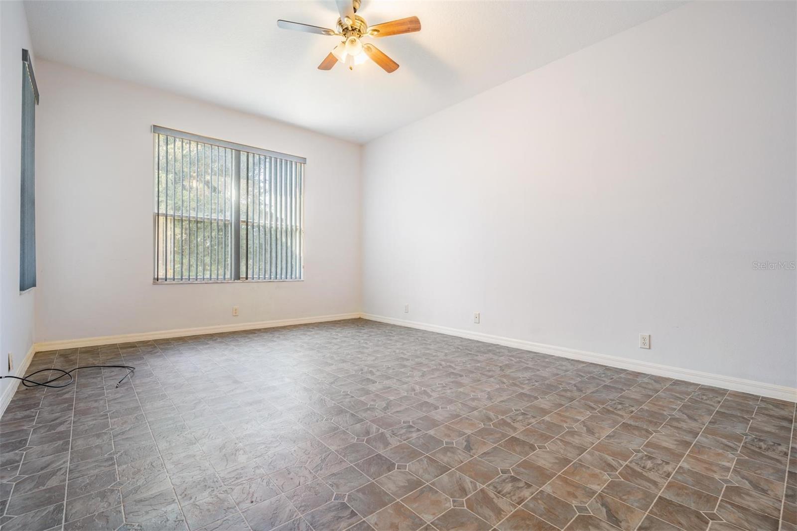 Image 16 of 43 For 3413 Waterlute Way