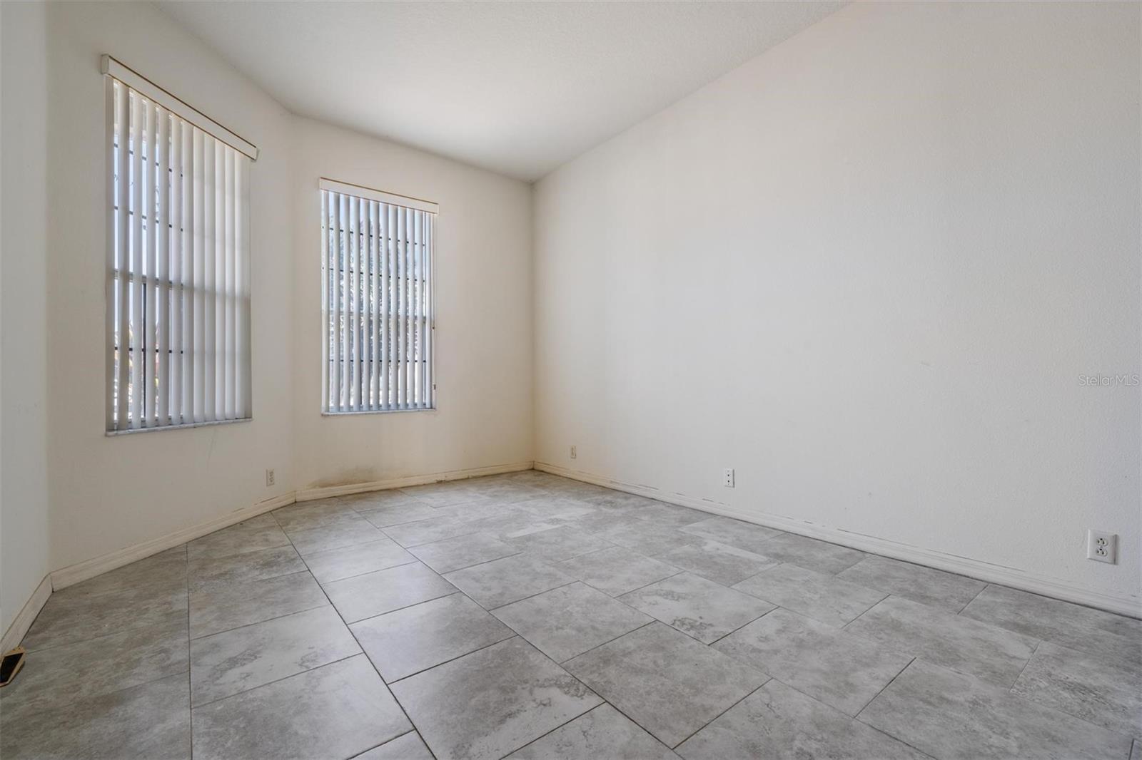 Image 22 of 43 For 3413 Waterlute Way