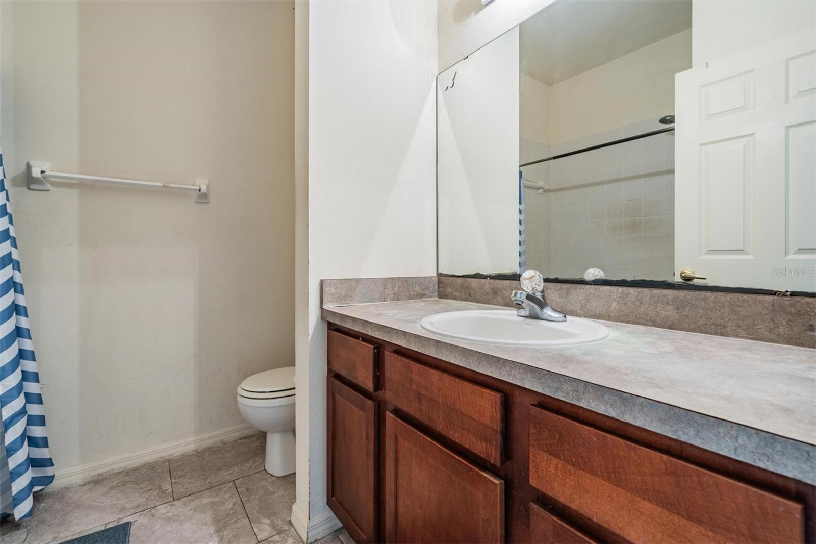 Image 23 of 43 For 3413 Waterlute Way