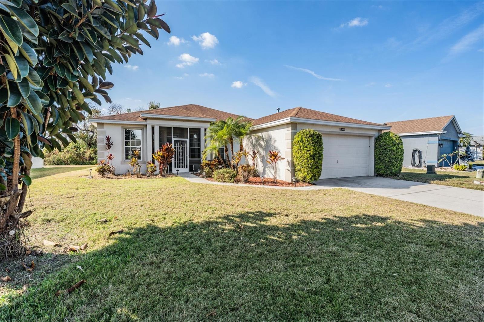 Image 4 of 43 For 3413 Waterlute Way