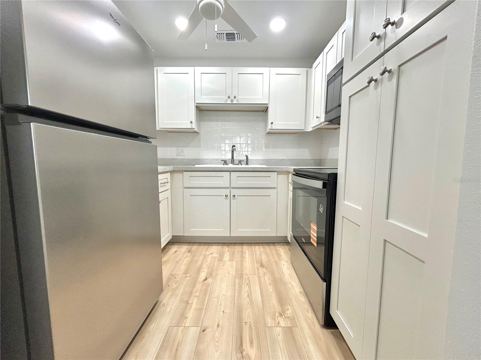 Image 3 of 43 For 247 Mcmullen Booth Road 23