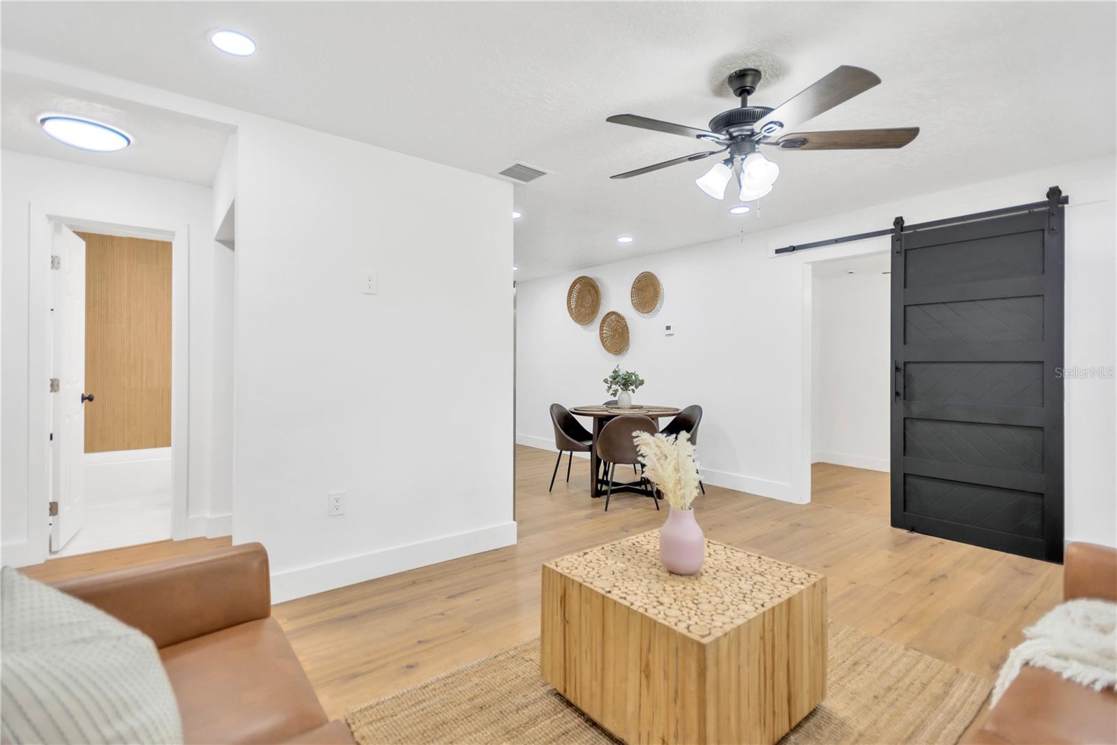 Image 17 of 28 For 617 Edenville Avenue