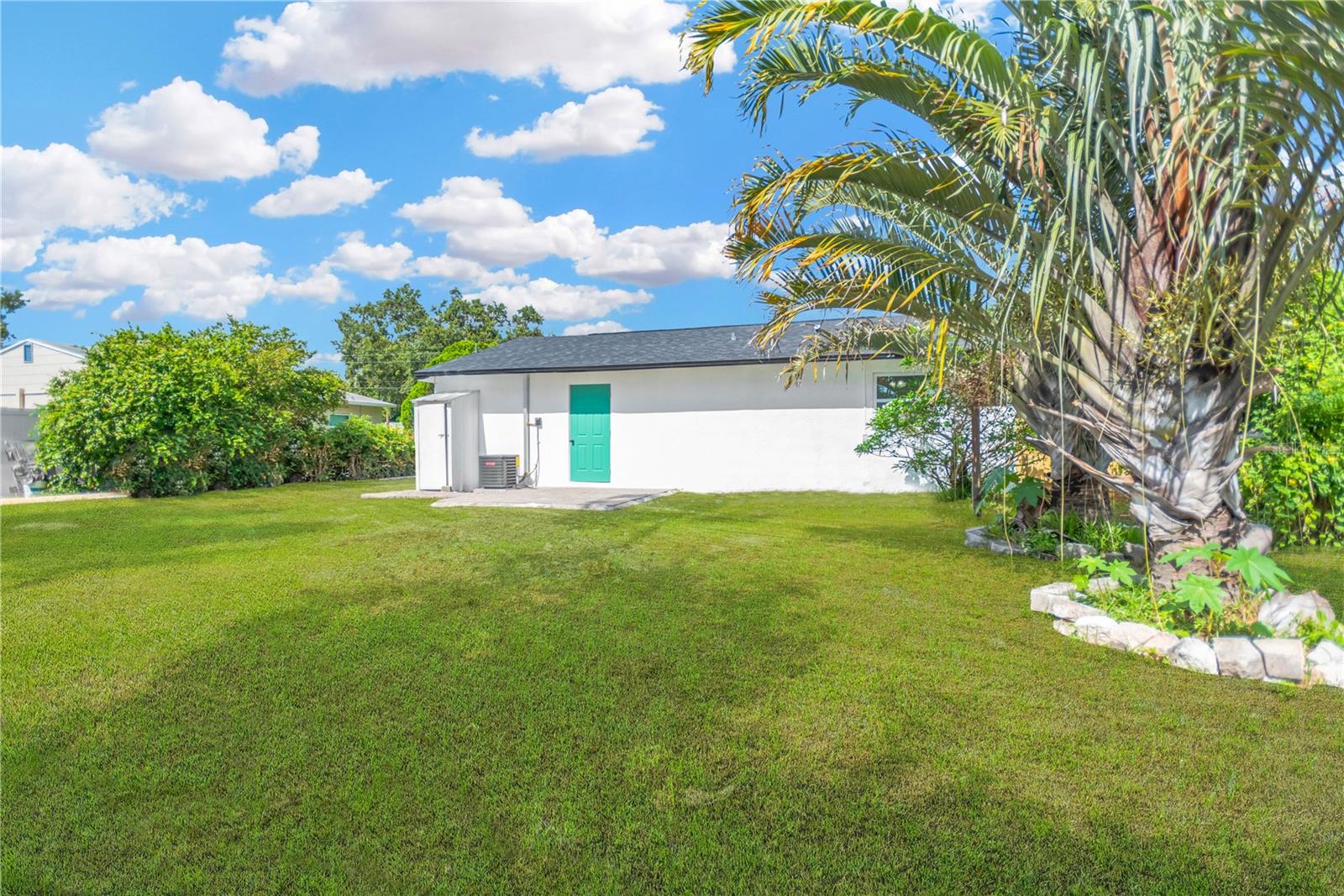 Image 6 of 28 For 617 Edenville Avenue