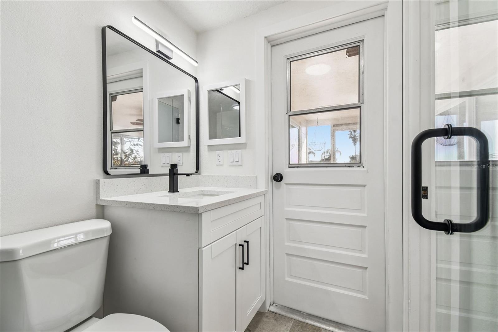 Image 13 of 100 For 12605 4th Isle