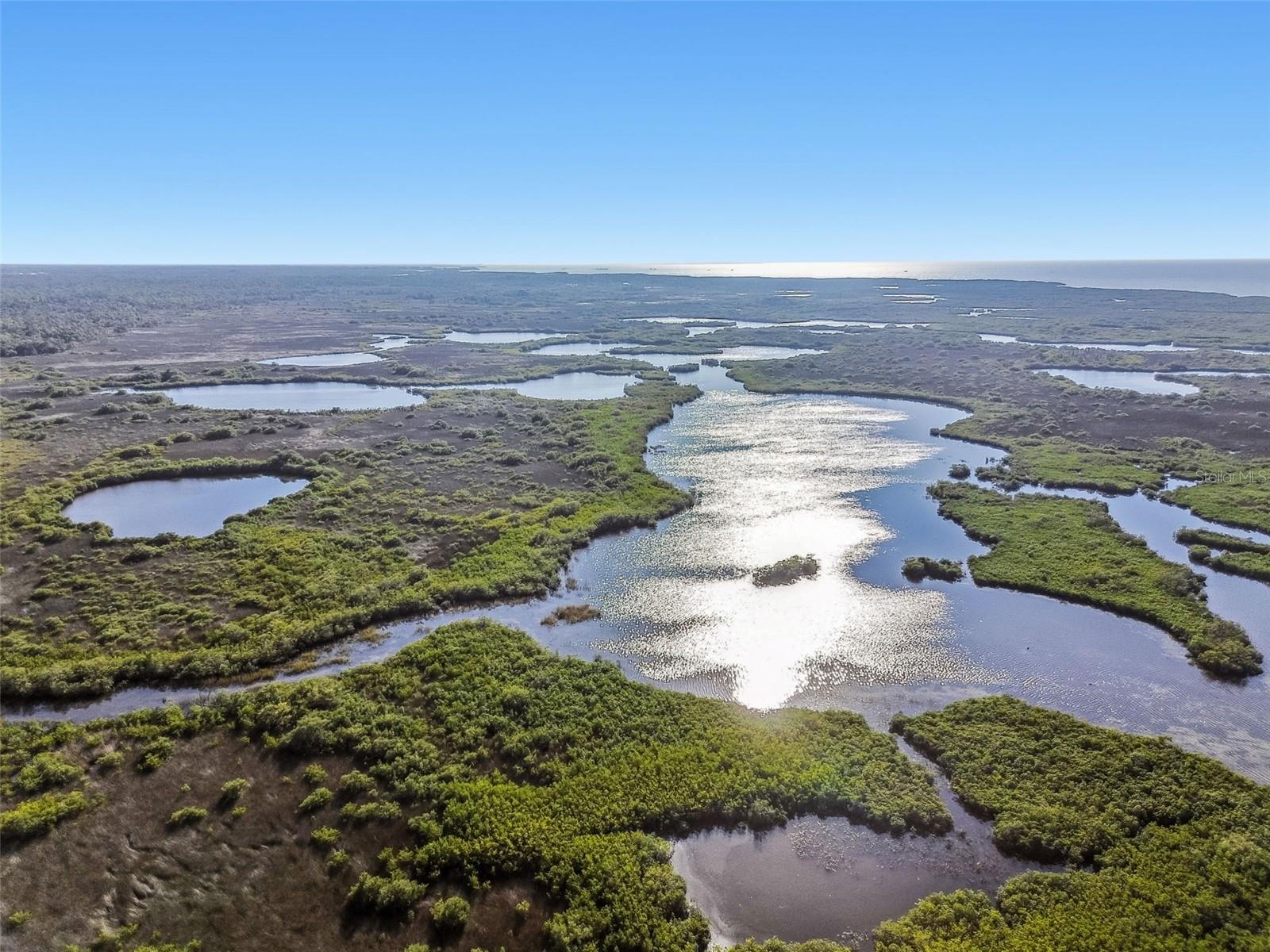 Image 55 of 100 For 12605 4th Isle