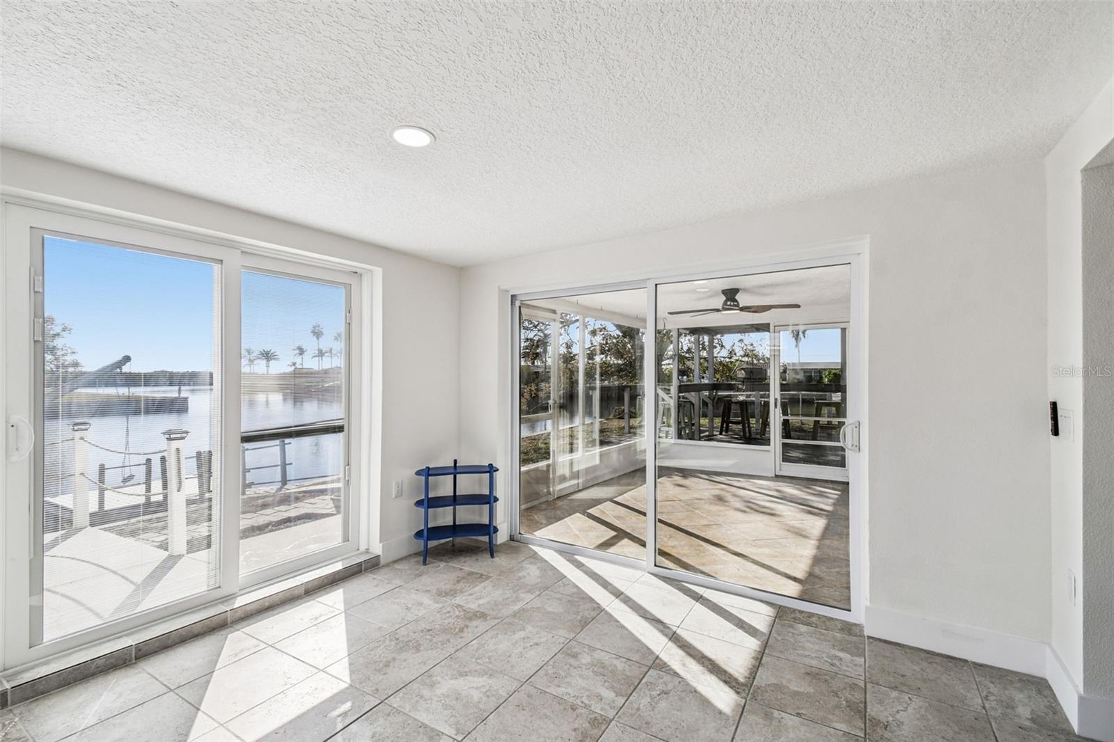 Image 81 of 100 For 12605 4th Isle