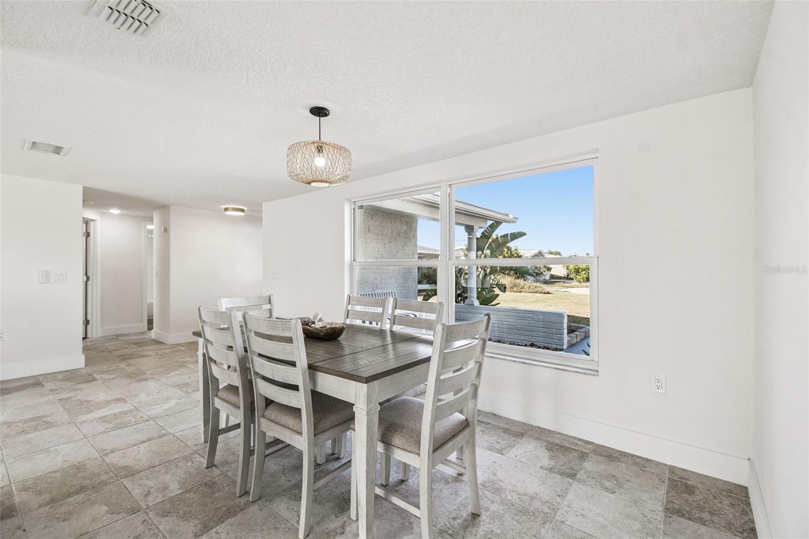 Image 92 of 100 For 12605 4th Isle