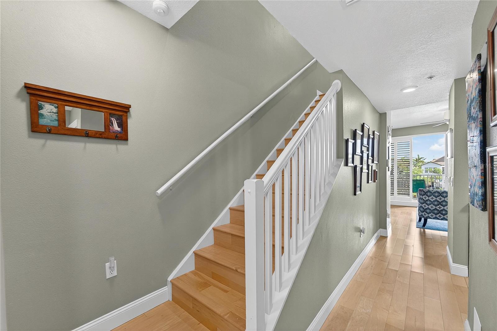 Image 21 of 62 For 559 Bahia Beach Boulevard