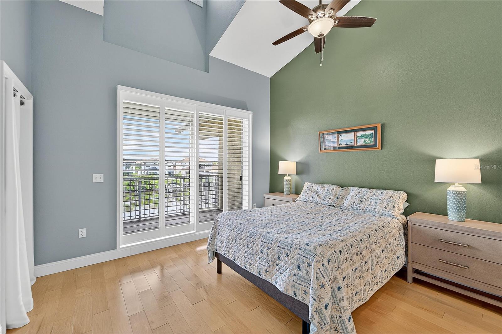 Image 46 of 62 For 559 Bahia Beach Boulevard