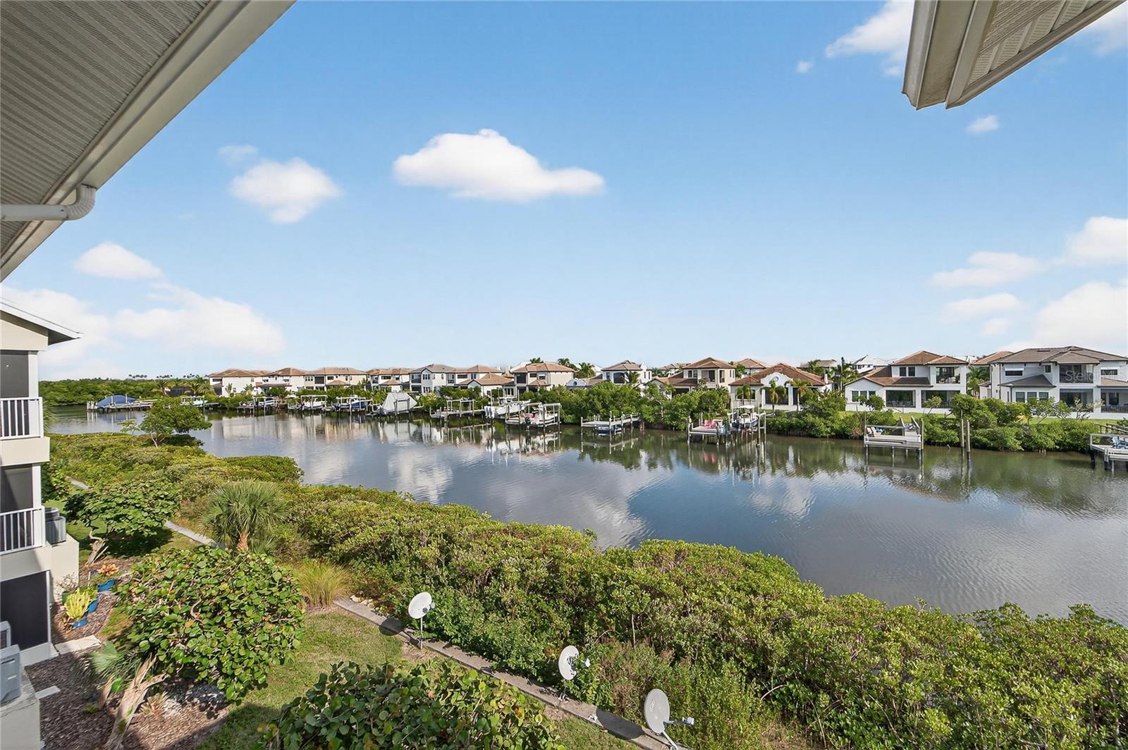 Image 54 of 62 For 559 Bahia Beach Boulevard