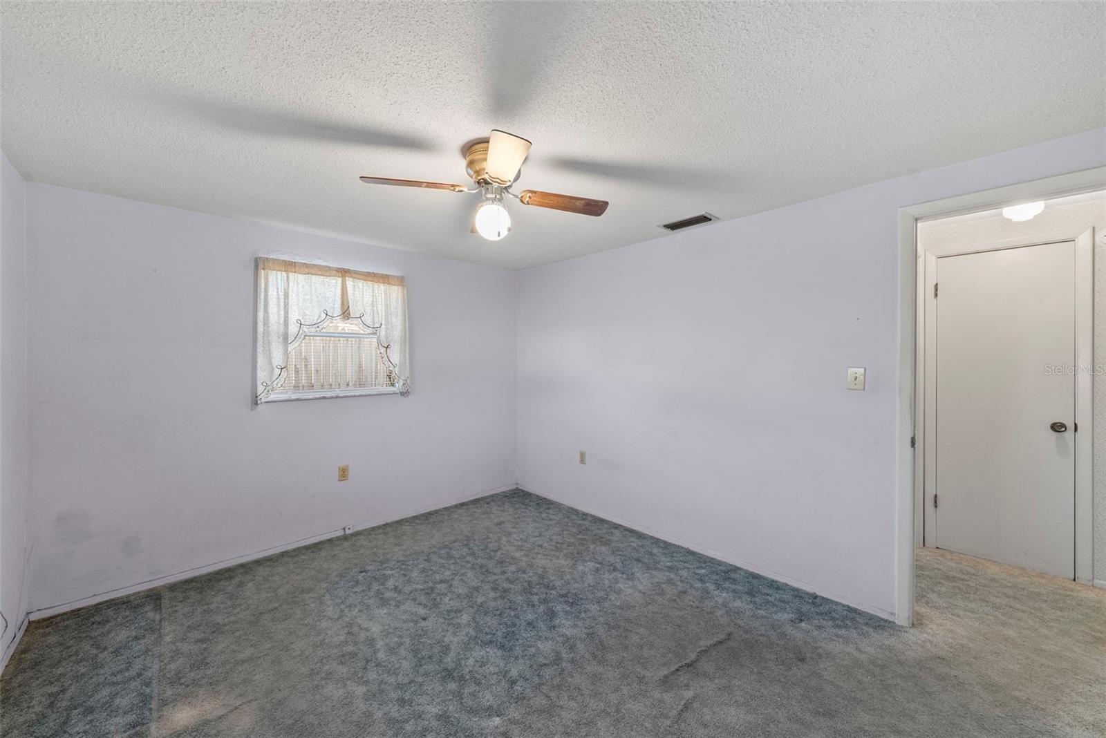 Image 12 of 27 For 1202 Normandy Boulevard