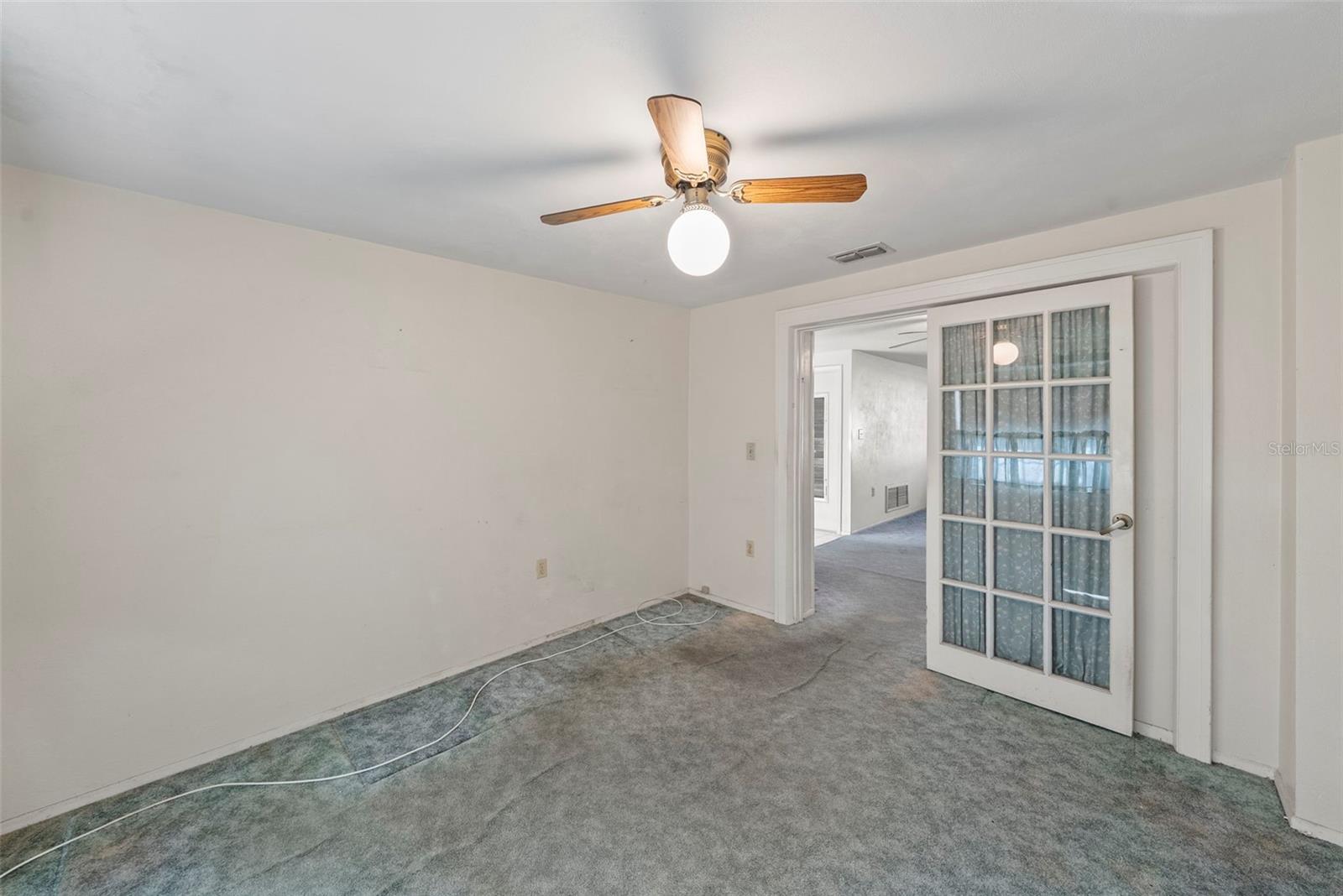 Image 18 of 27 For 1202 Normandy Boulevard