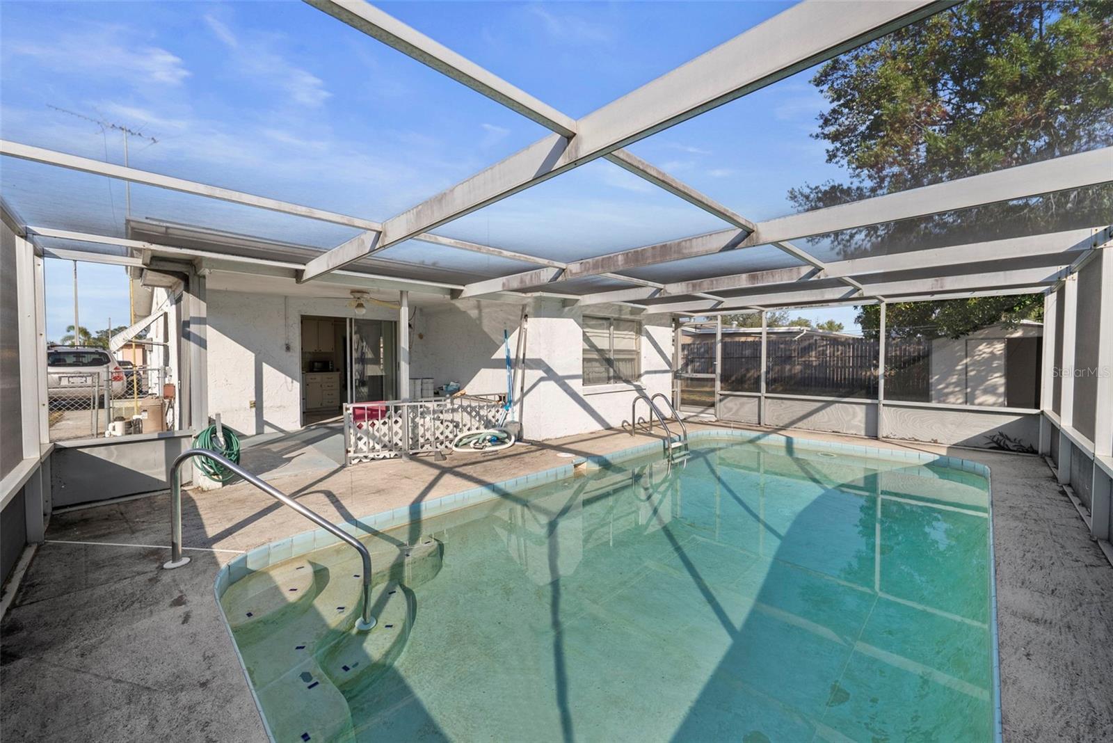 Image 23 of 27 For 1202 Normandy Boulevard