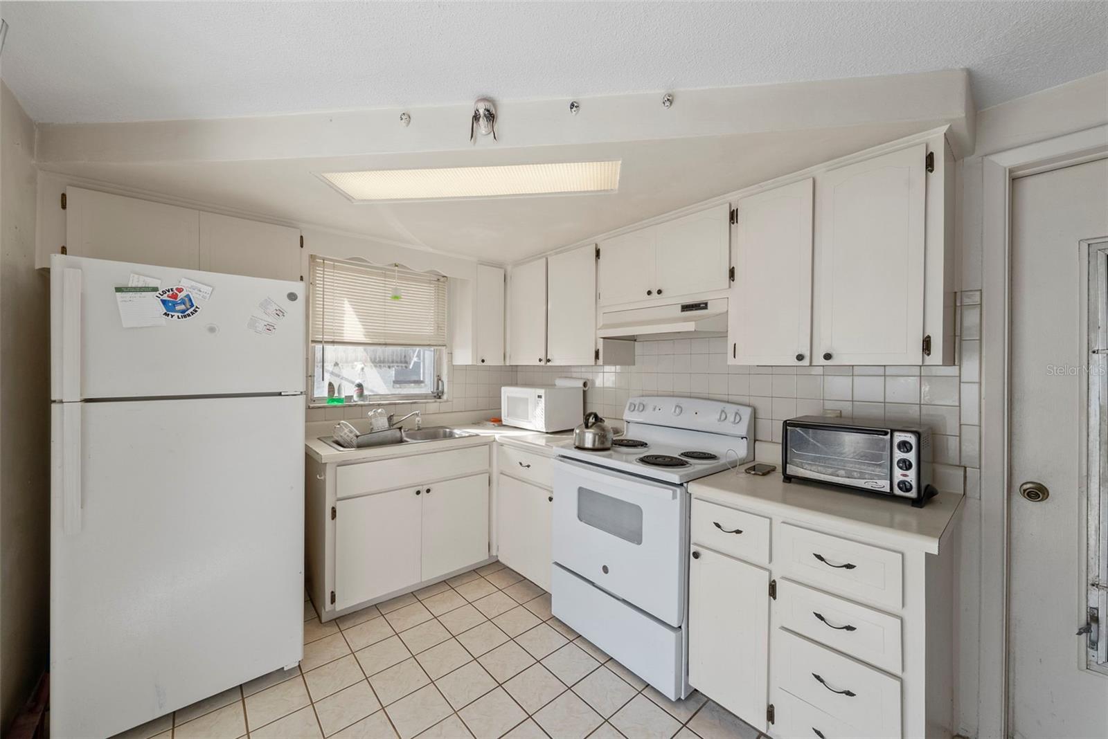 Image 9 of 27 For 1202 Normandy Boulevard