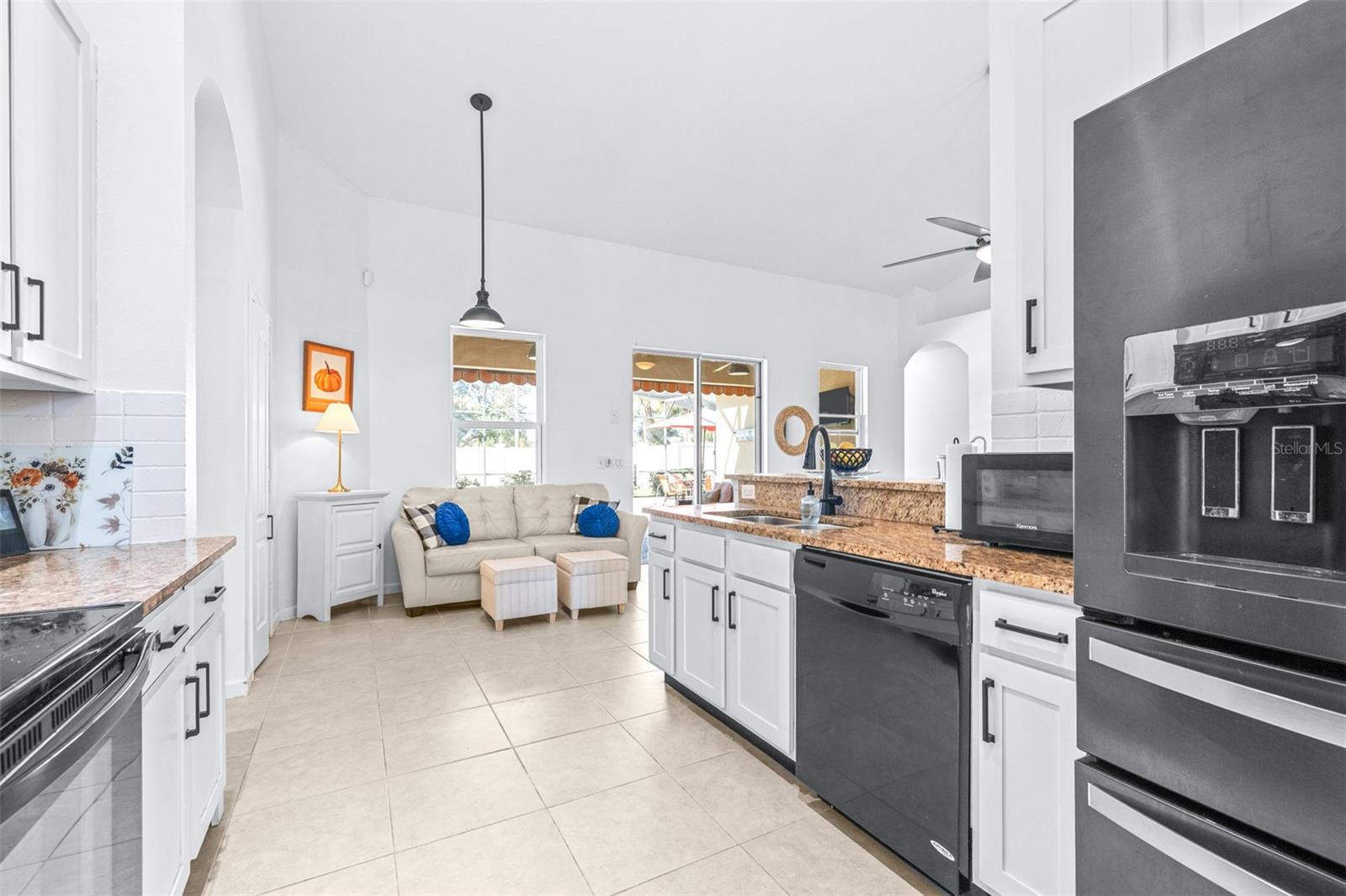 Image 21 of 67 For 4031 Oakrise Loop