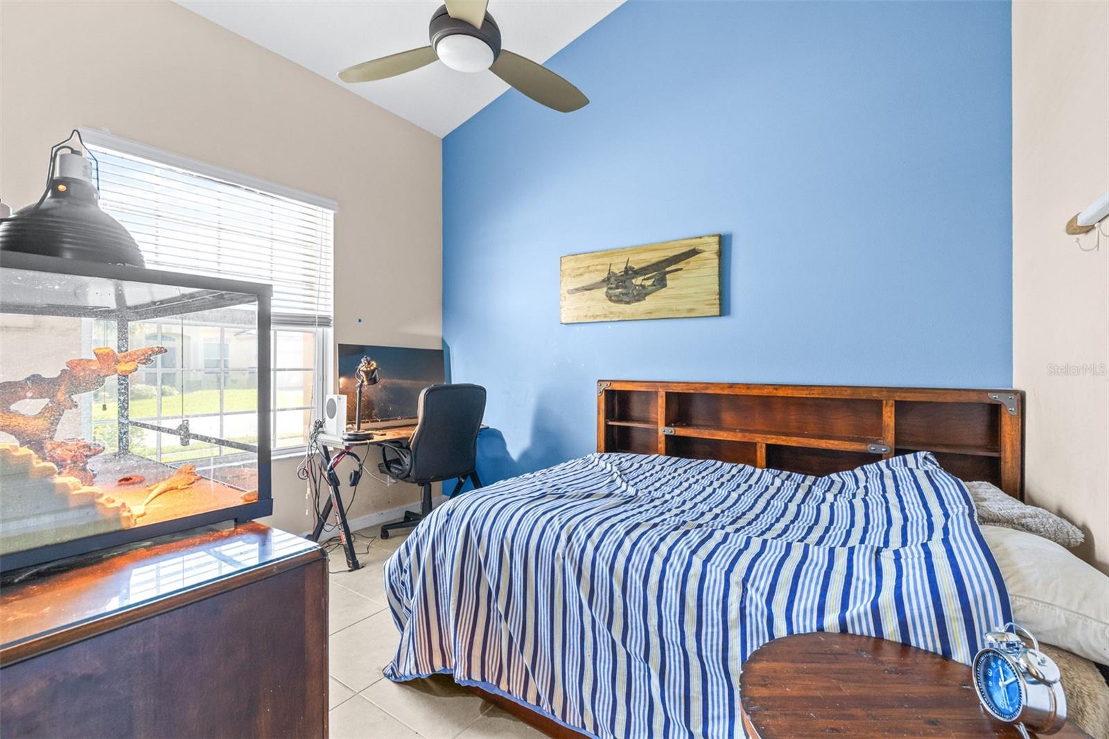 Image 30 of 67 For 4031 Oakrise Loop