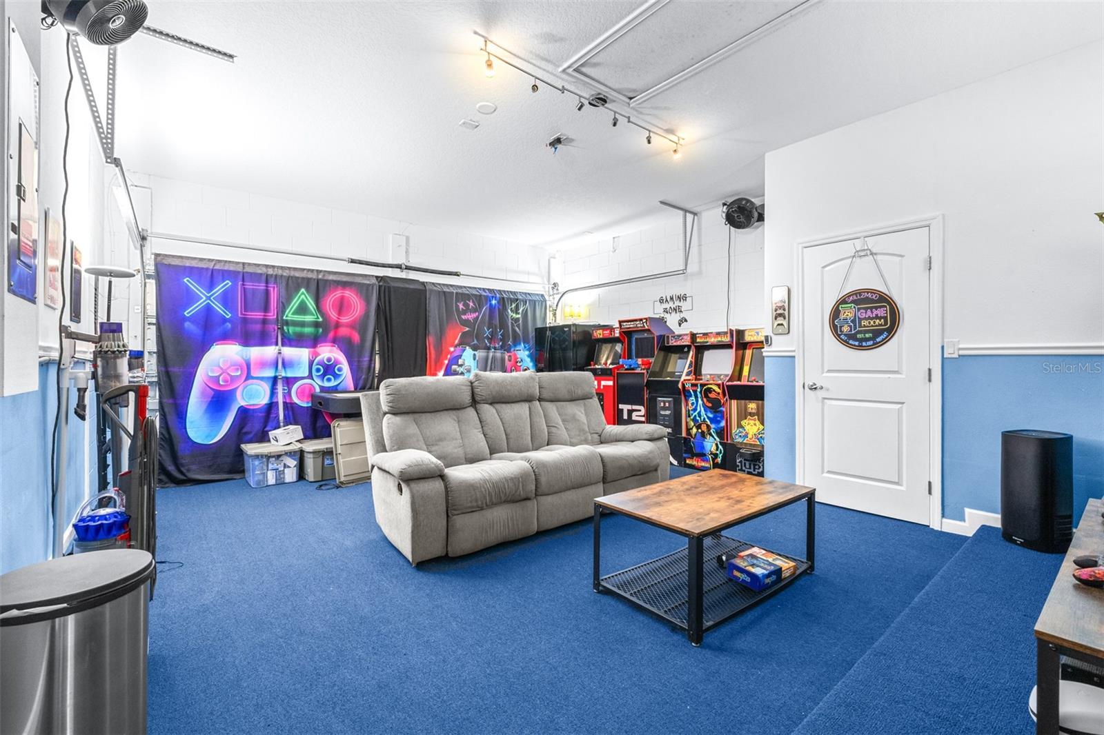 Image 35 of 67 For 4031 Oakrise Loop