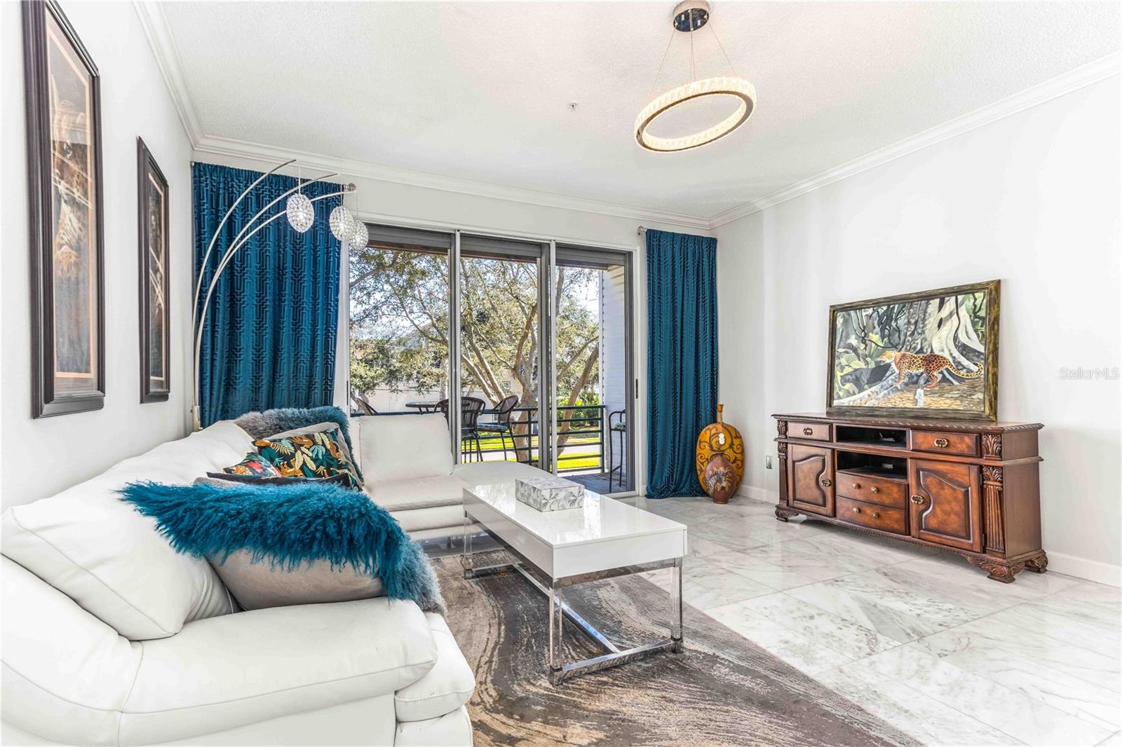 Image 11 of 50 For 320 Island Way 605