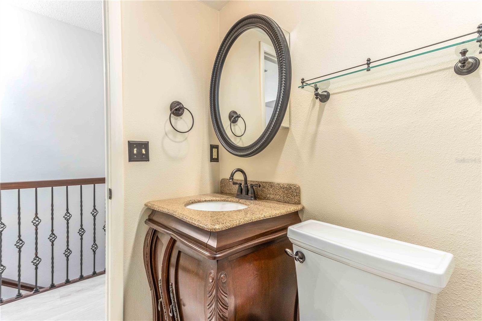 Image 14 of 50 For 320 Island Way 605