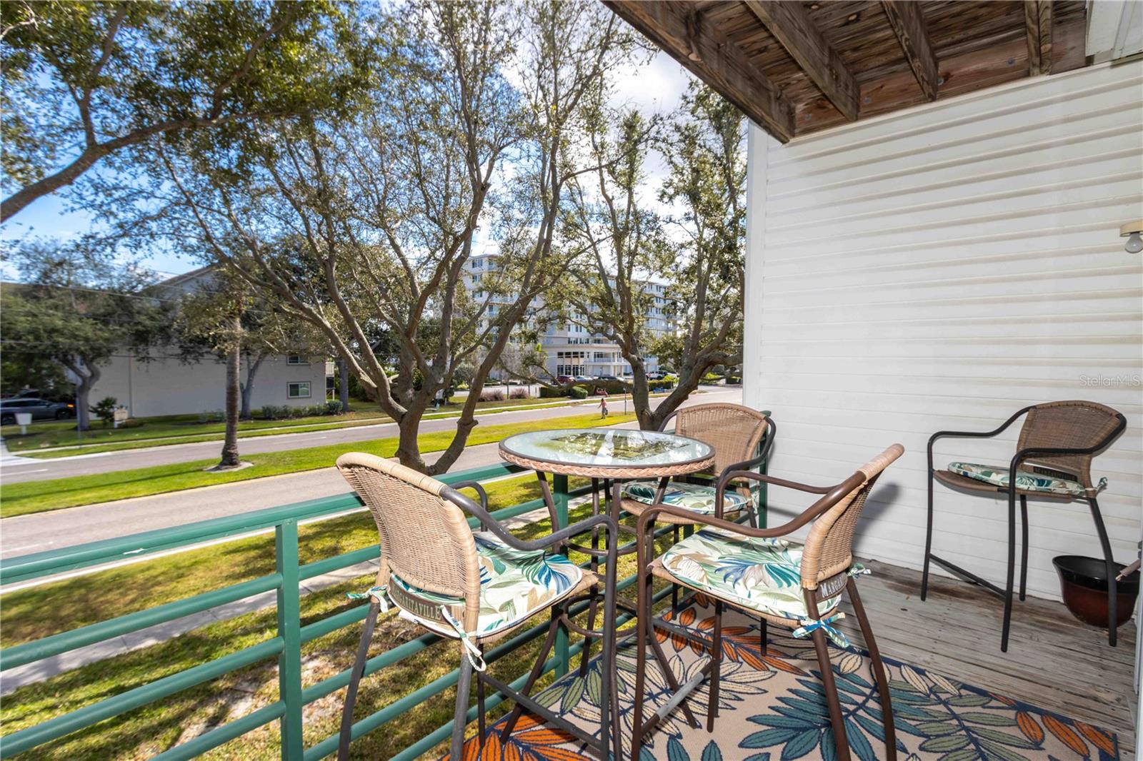 Image 20 of 50 For 320 Island Way 605