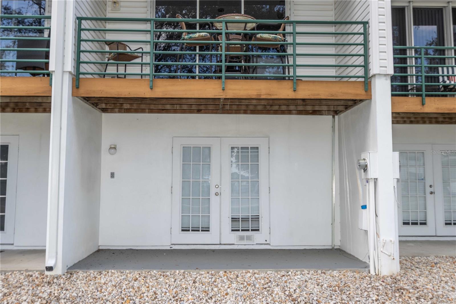 Image 34 of 50 For 320 Island Way 605