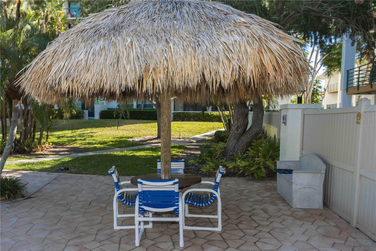 Image 41 of 50 For 320 Island Way 605