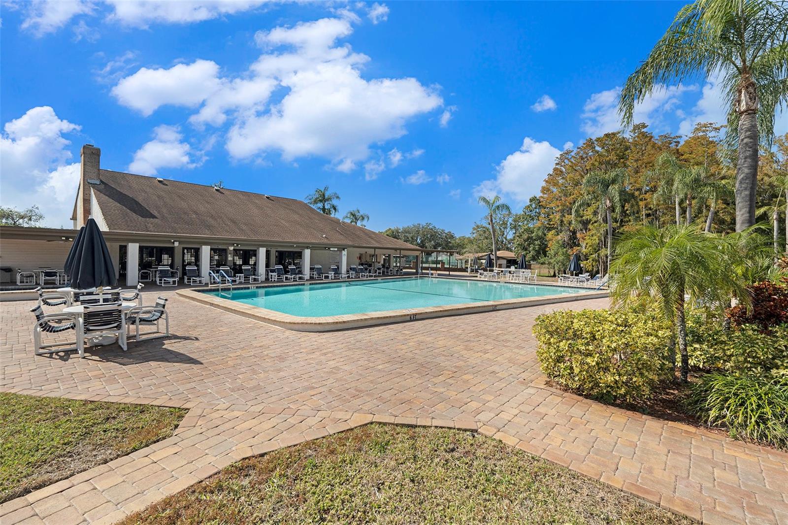 Image 29 of 37 For 4636 Portland Manor Drive