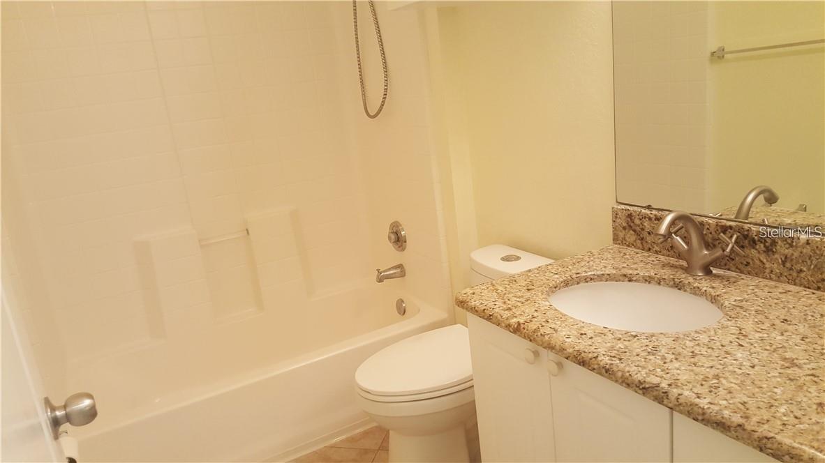 Image 10 of 22 For 2705 Via Murano  129