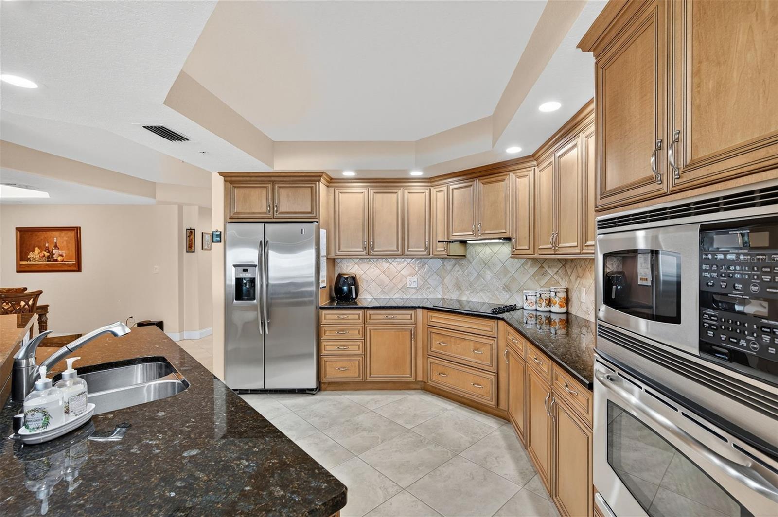 Image 15 of 82 For 5301 Gulf Boulevard E202