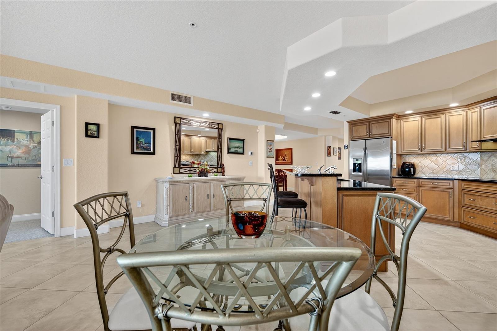 Image 20 of 82 For 5301 Gulf Boulevard E202