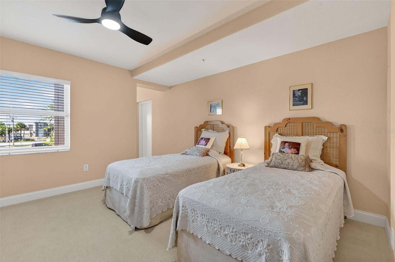 Image 34 of 82 For 5301 Gulf Boulevard E202