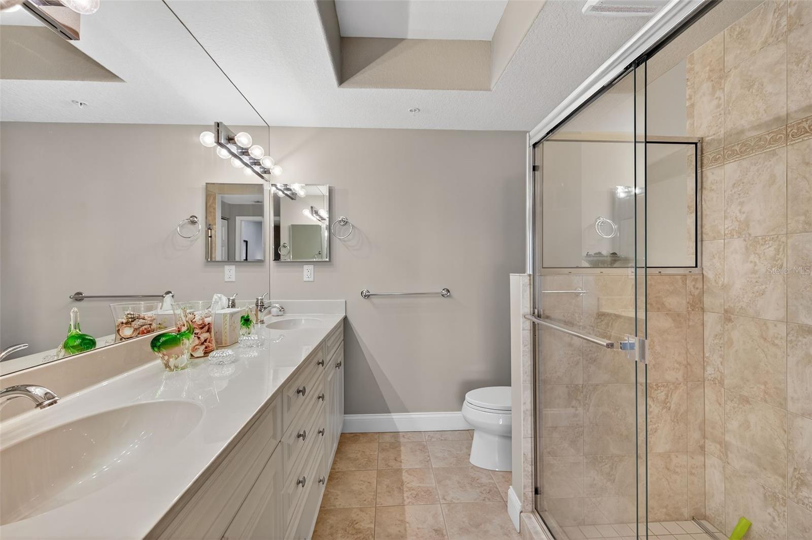 Image 43 of 82 For 5301 Gulf Boulevard E202