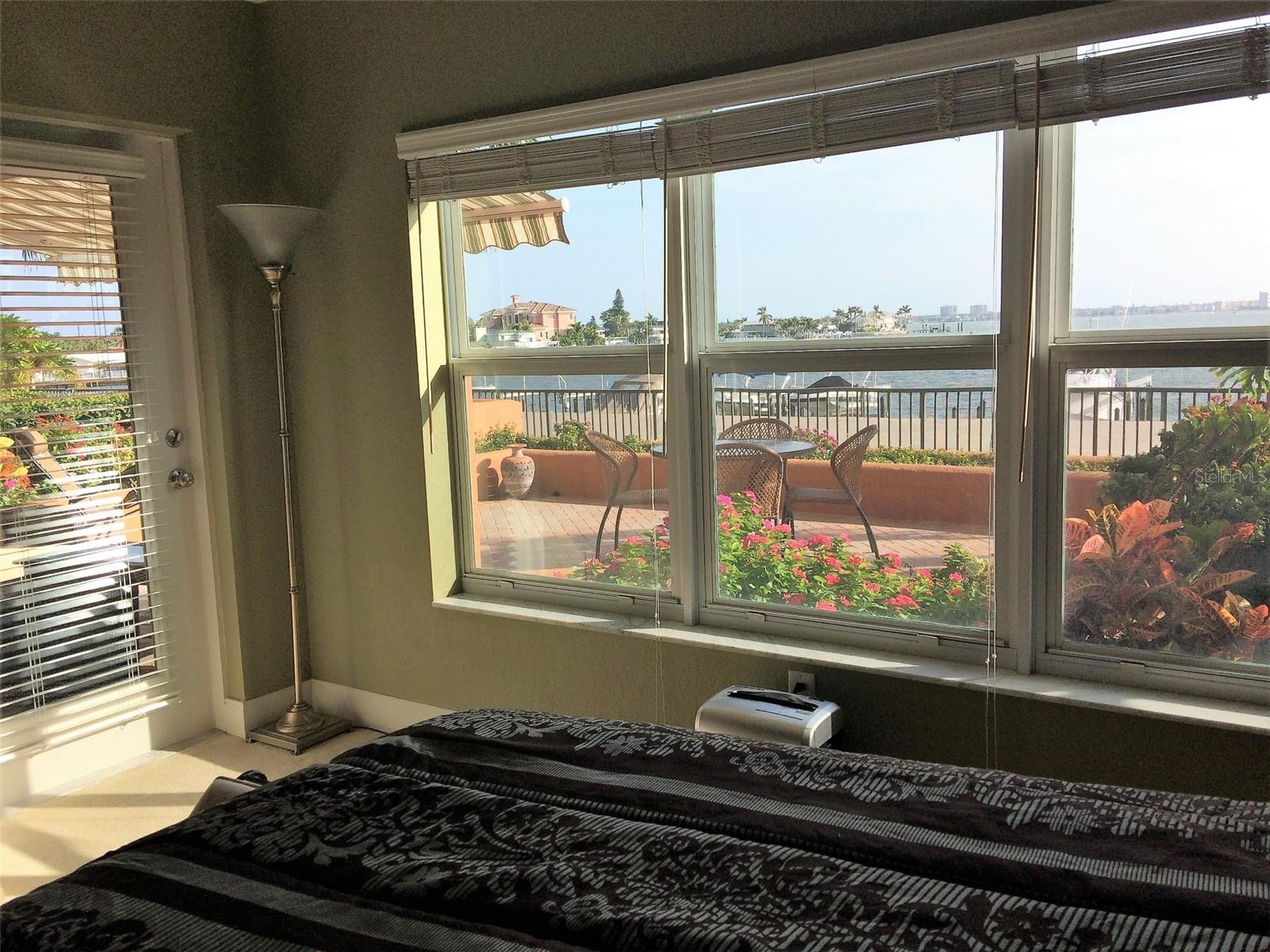 Image 52 of 82 For 5301 Gulf Boulevard E202