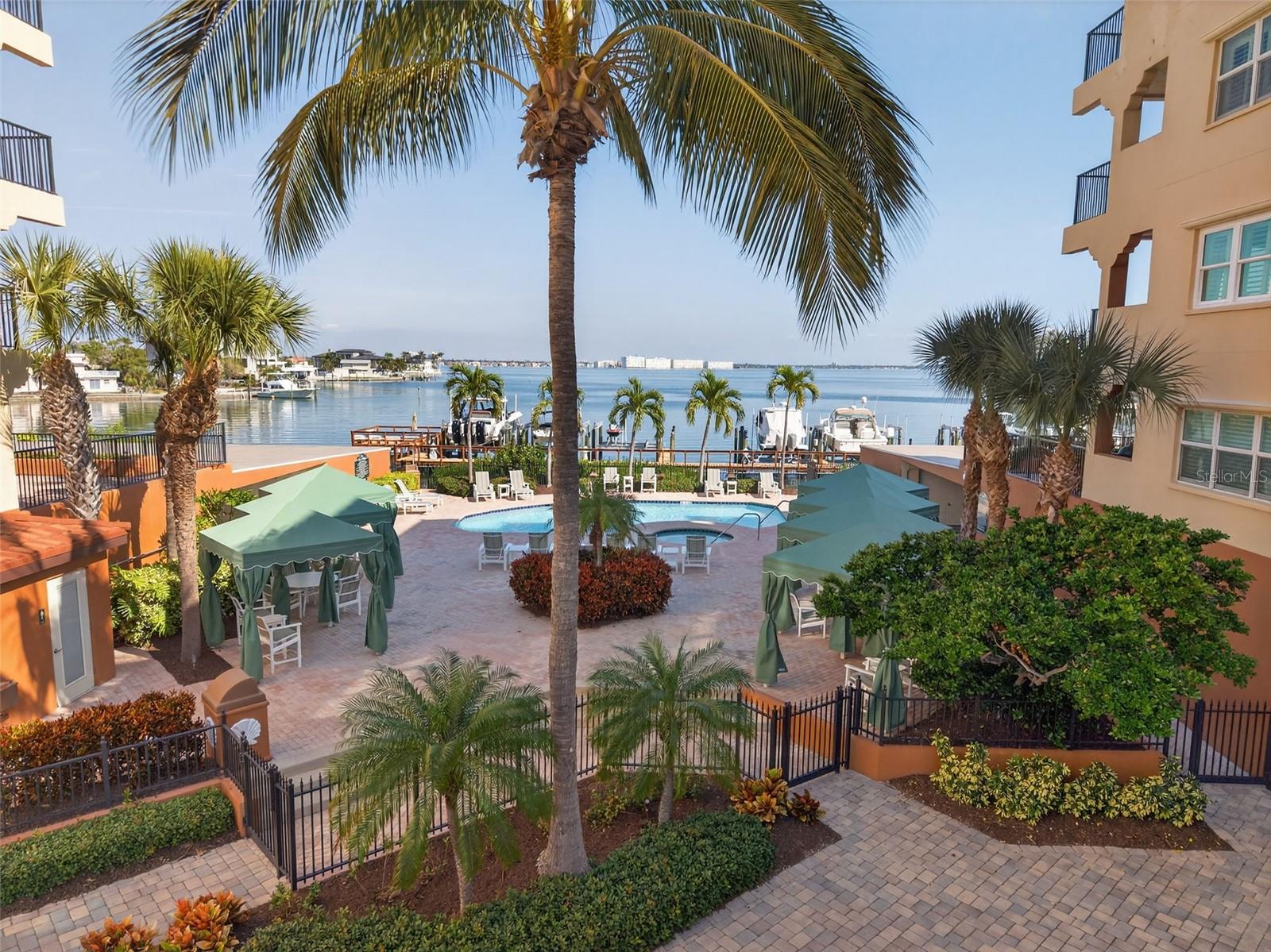 Image 67 of 82 For 5301 Gulf Boulevard E202