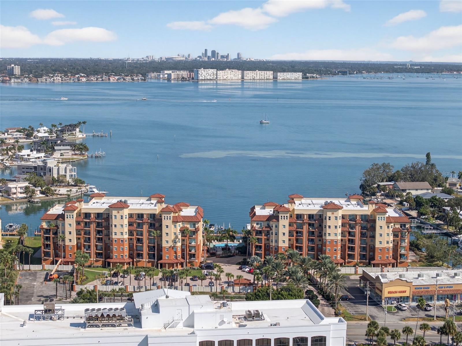 Image 79 of 82 For 5301 Gulf Boulevard E202