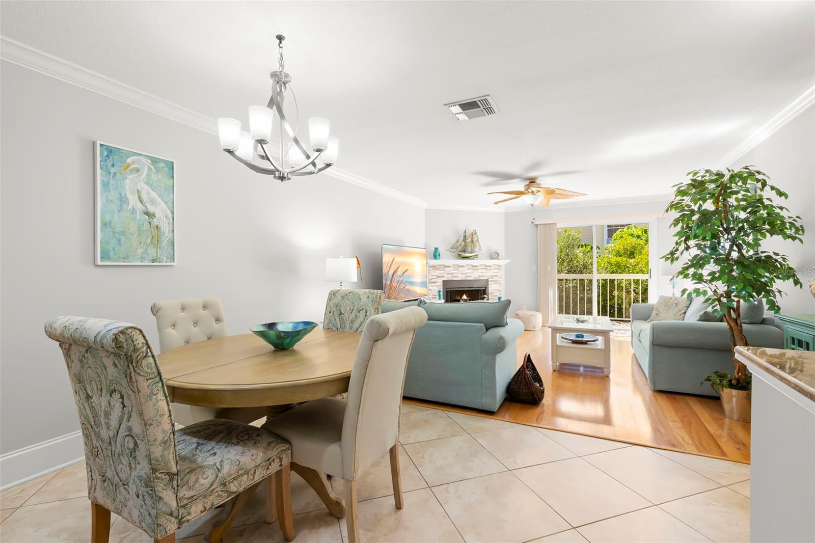 Image 3 of 48 For 391 Madeira Circle