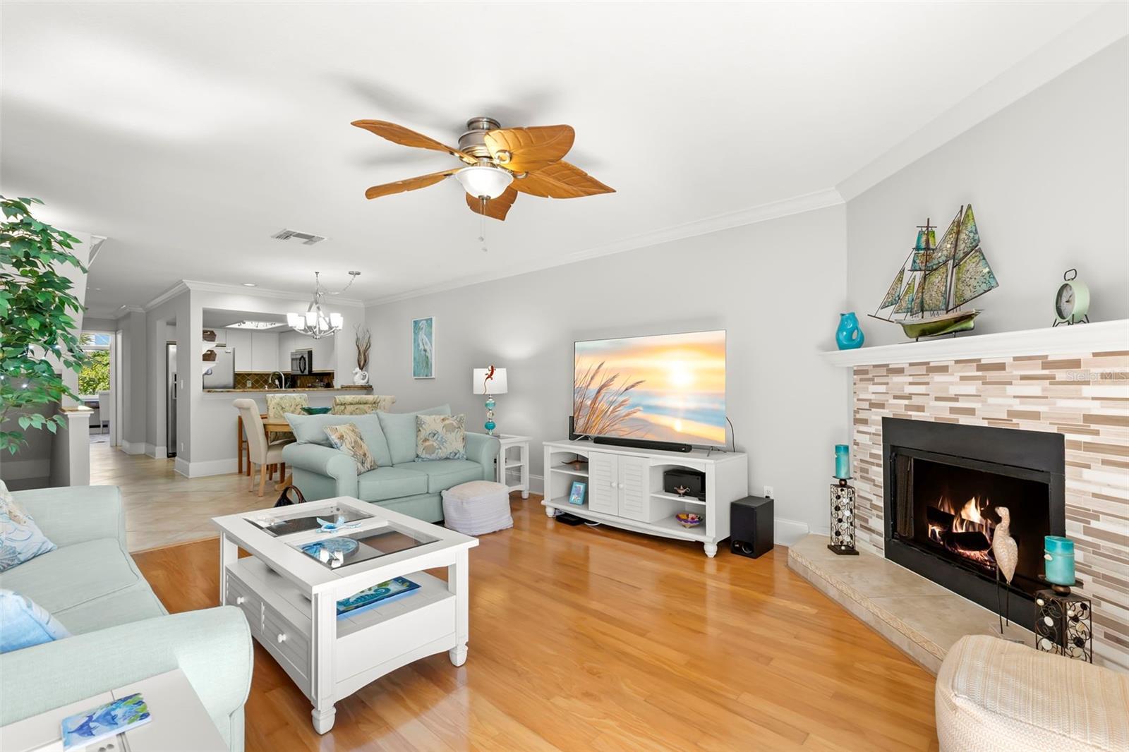 Image 5 of 48 For 391 Madeira Circle