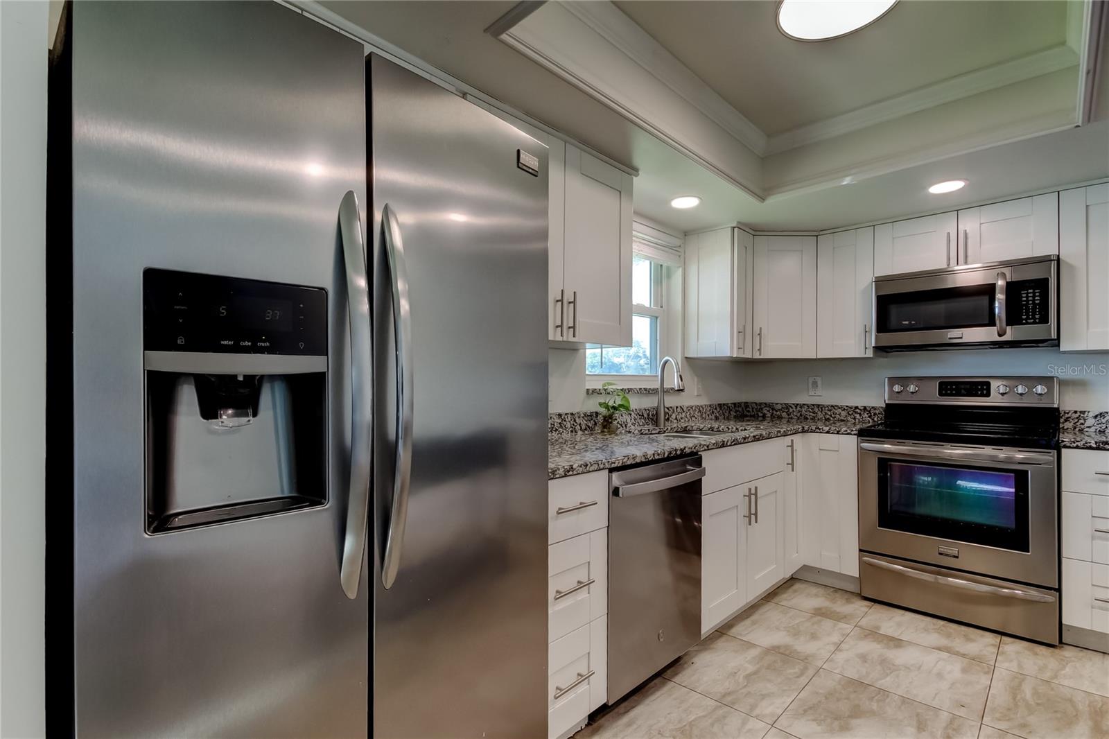 Image 15 of 53 For 3850 13th Avenue N 105