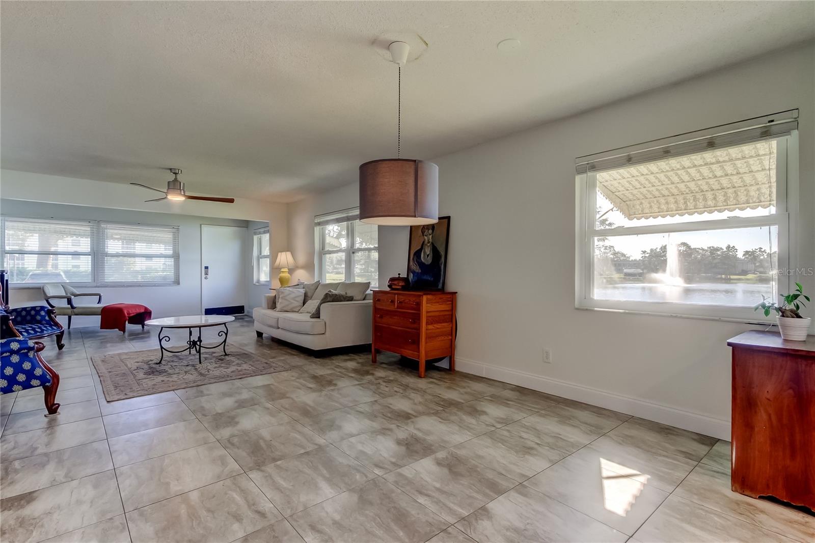 Image 21 of 53 For 3850 13th Avenue N 105