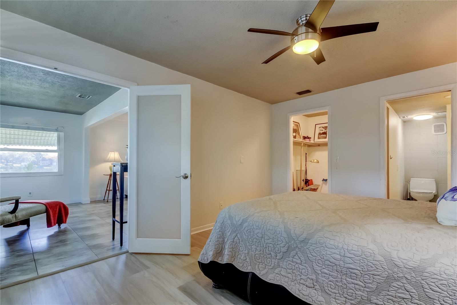 Image 27 of 53 For 3850 13th Avenue N 105