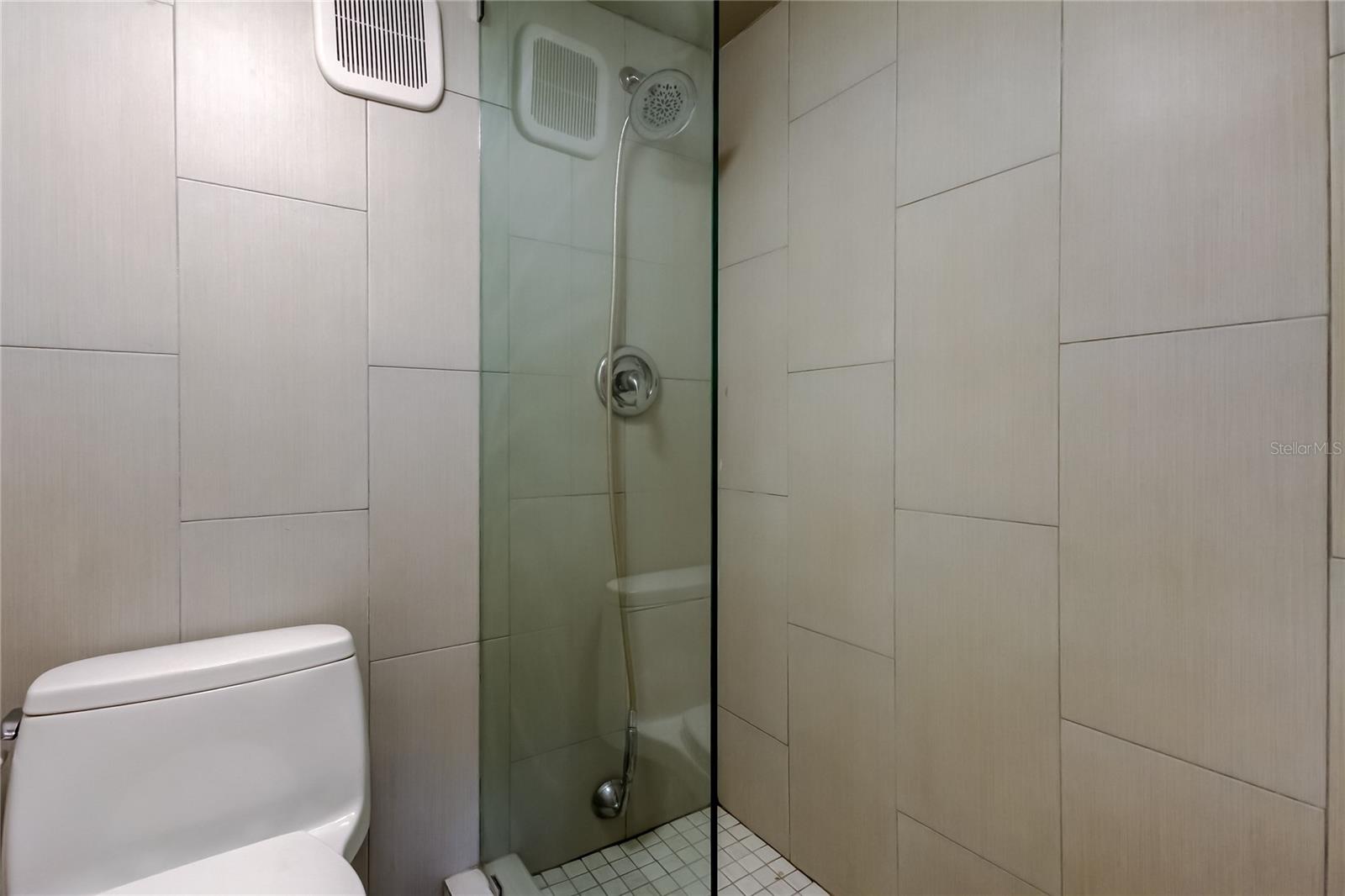 Image 32 of 53 For 3850 13th Avenue N 105