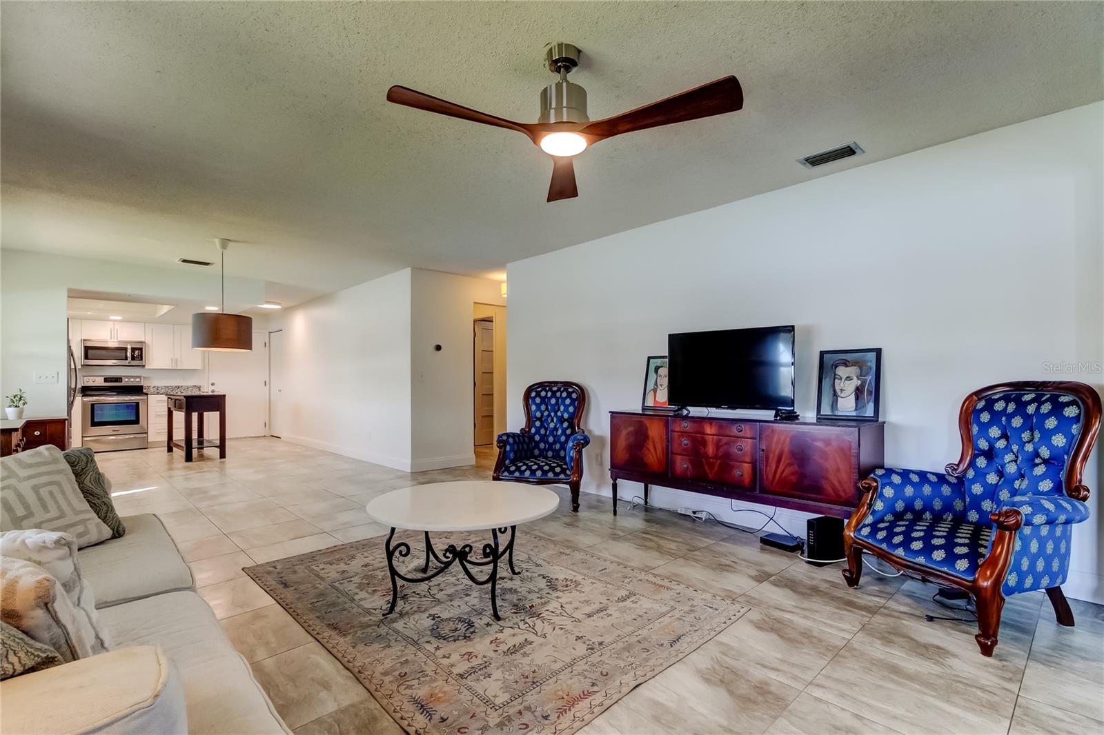 Image 6 of 53 For 3850 13th Avenue N 105