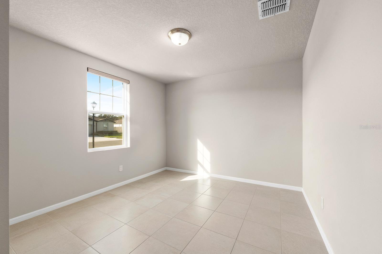 Image 12 of 29 For 3412 Bonsilva Street