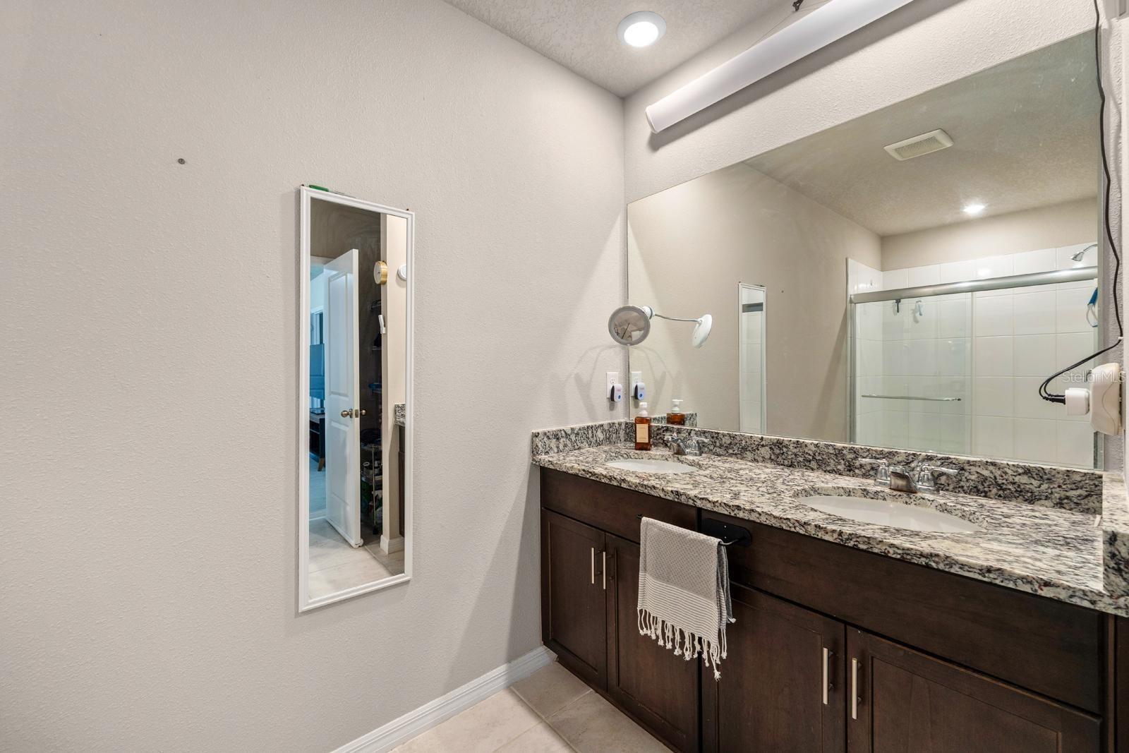 Image 15 of 29 For 3412 Bonsilva Street