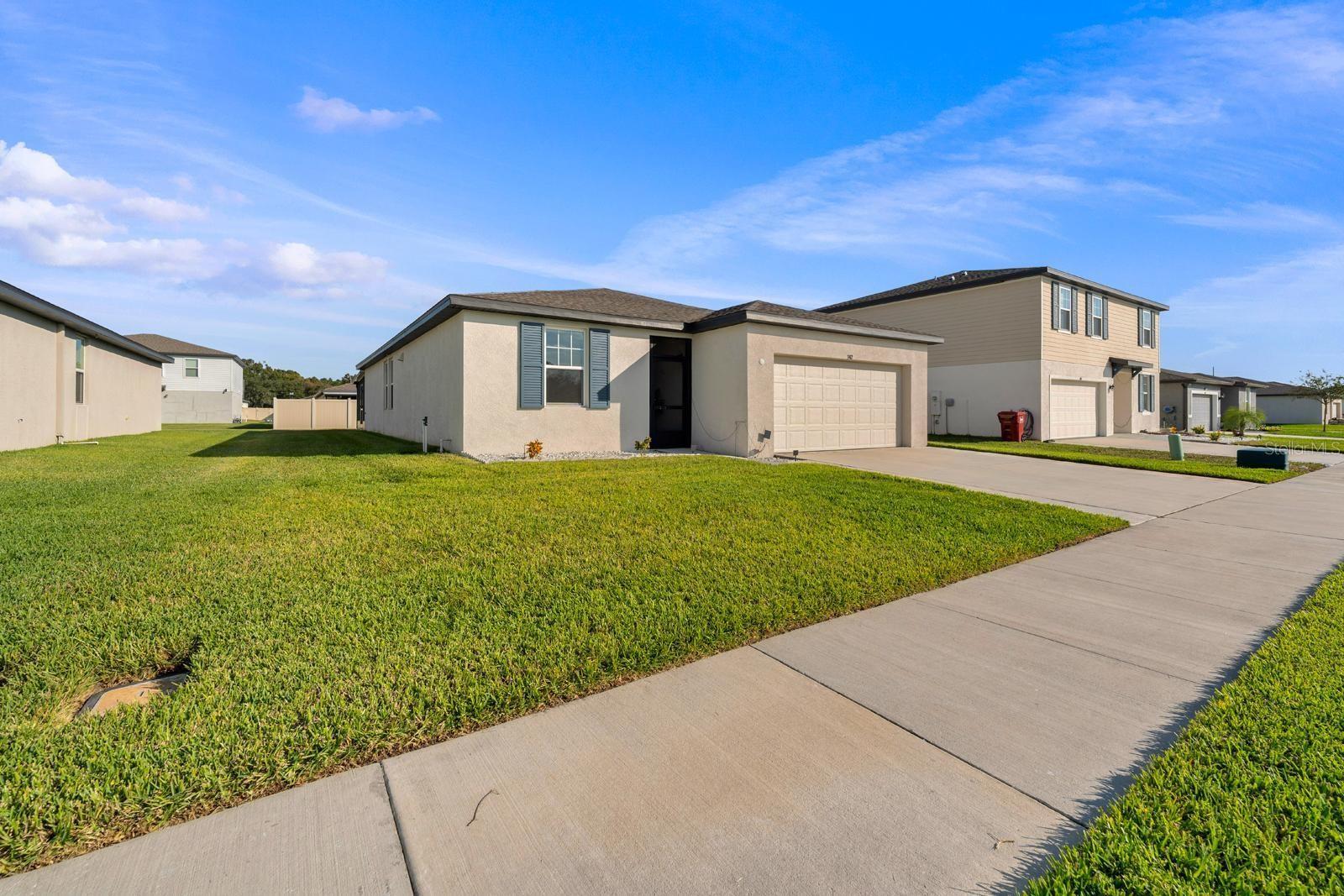 Image 4 of 29 For 3412 Bonsilva Street