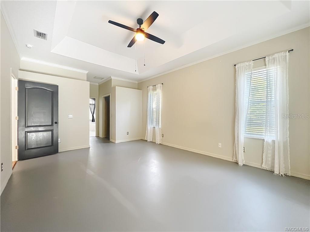 Listing photo id 26 for 5386 Lena Drive